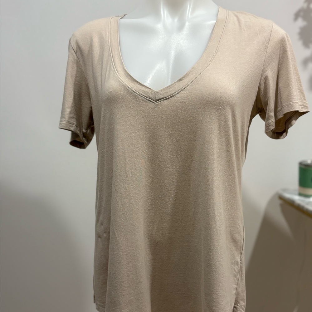 The Group Babaton by Aritzia Beige V-Neck Women's Top